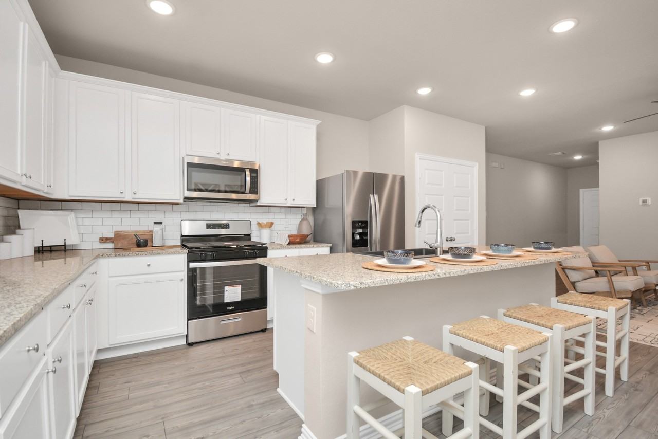 4603 Aurora Glen Dr #4603 - Photo 6 of 42