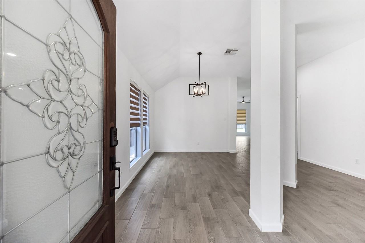 13021 Castlewind Ln #13021 - Photo 2 of 25