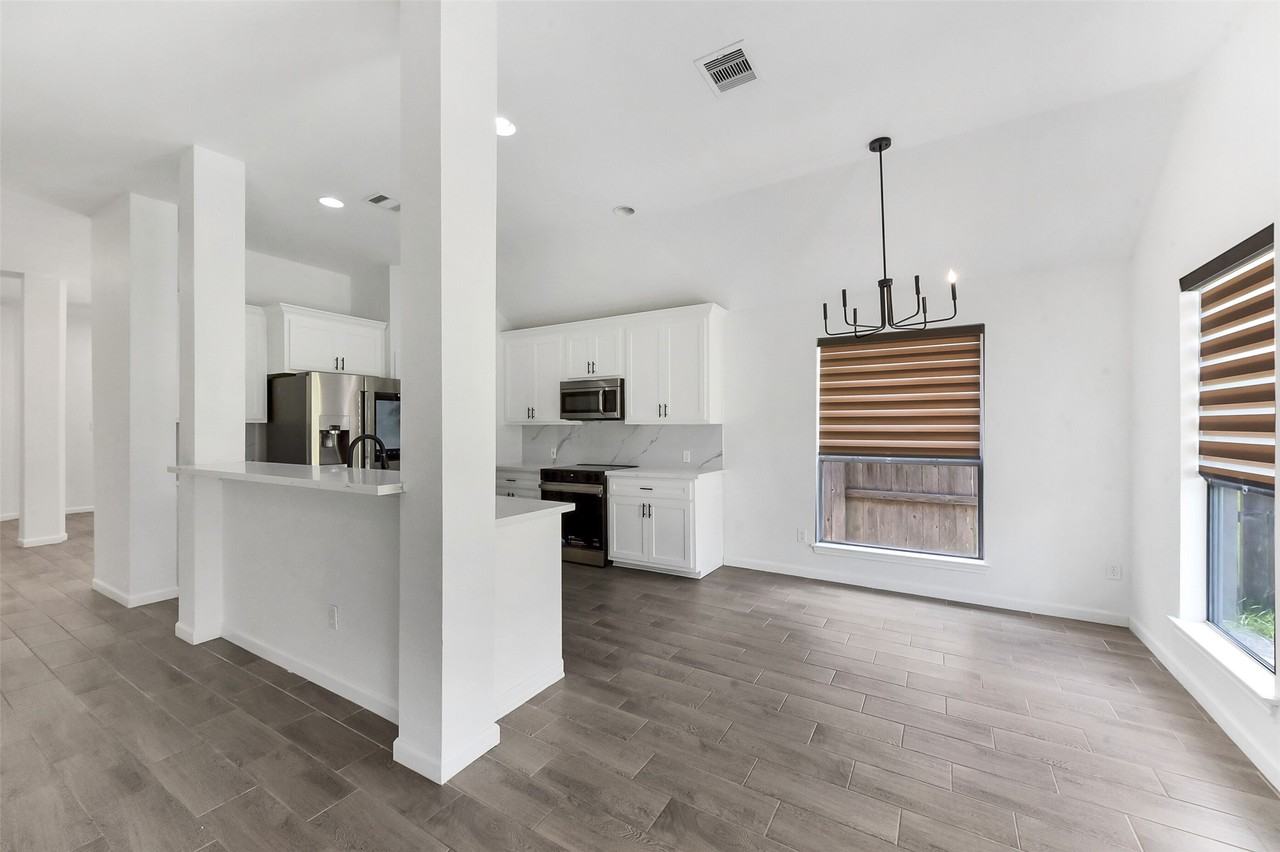 13021 Castlewind Ln #13021 - Photo 4 of 25