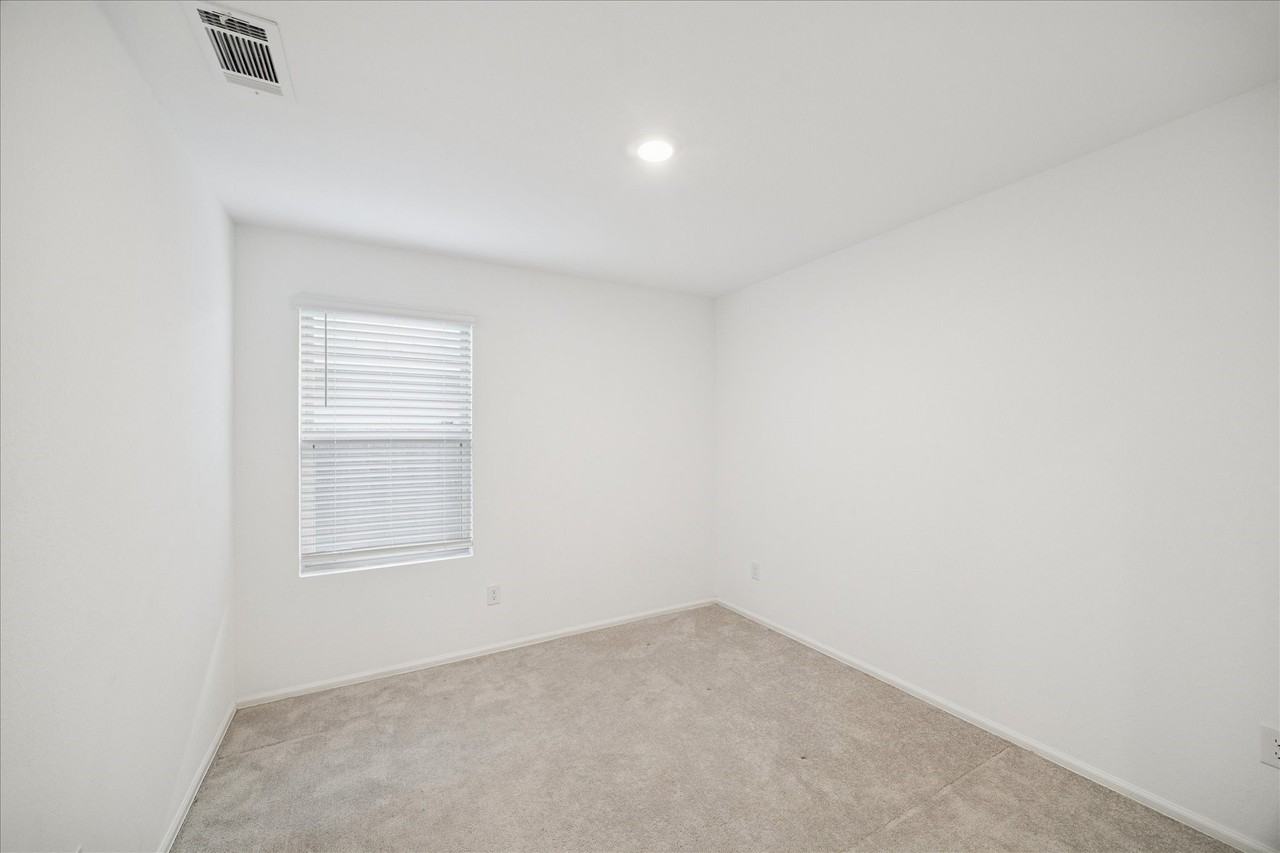 20949 Zuccala Dr #20949 - Photo 6 of 13