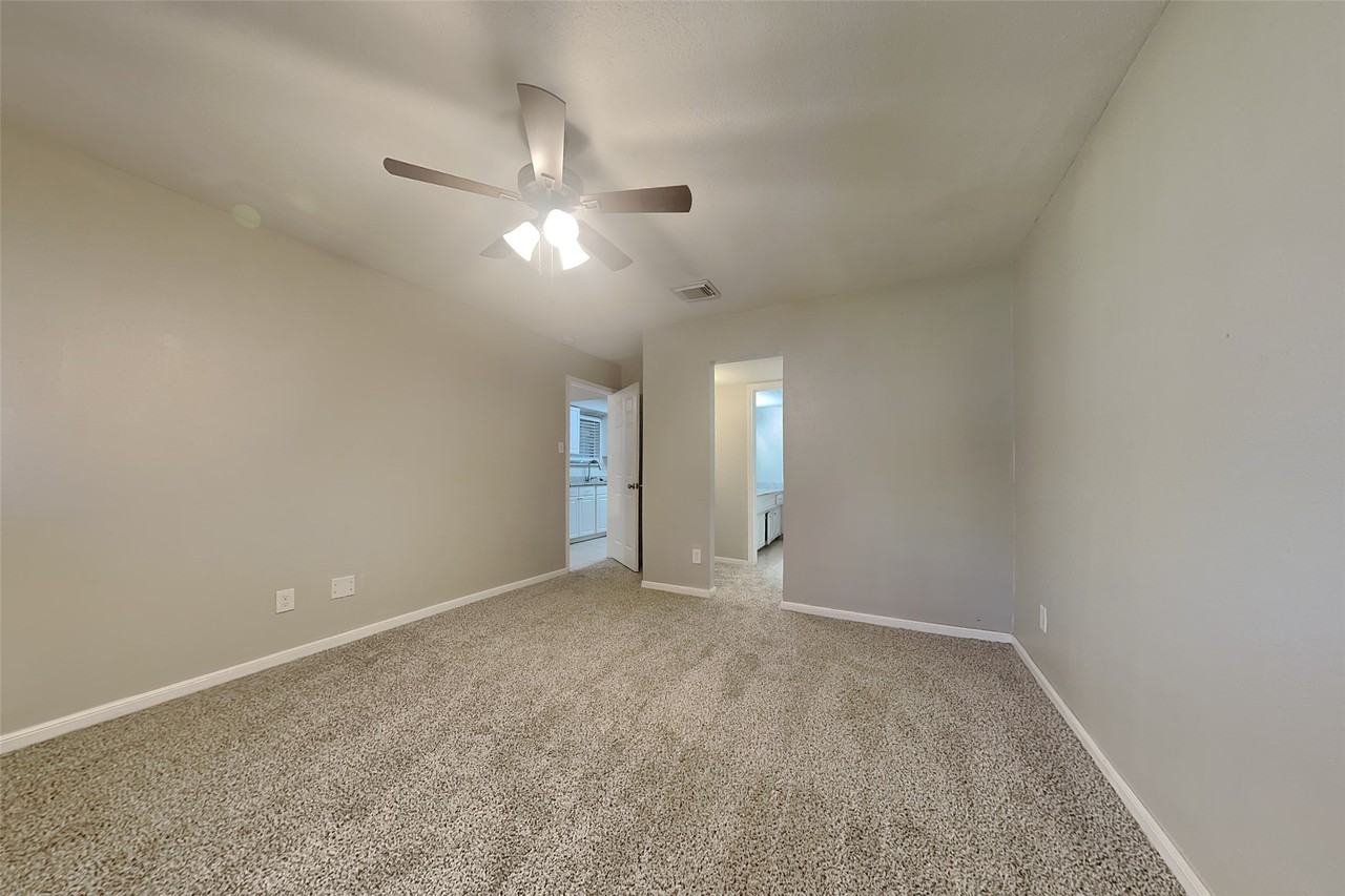 2311 Whispering Winds Ln #2311 - Photo 5 of 18