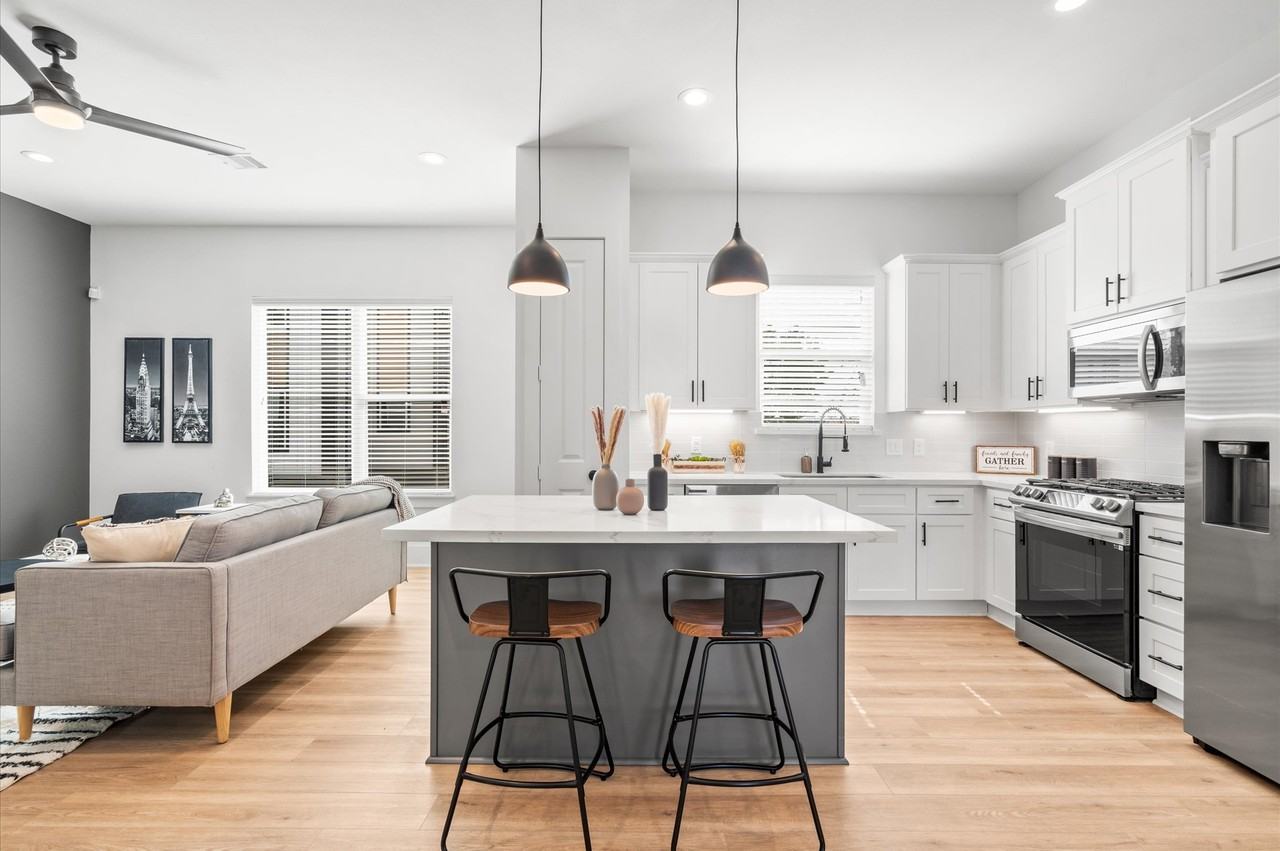 5216 Green Pine Tree Dr #5216 - Photo 6 of 41