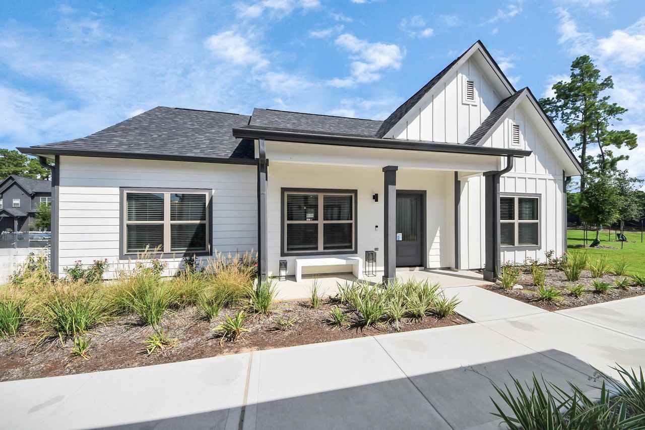 7711 Longmire Rd #7711-2 - Photo 5 of 48