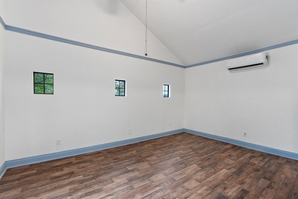 1100 High Rd #1100 - Photo 2 of 36