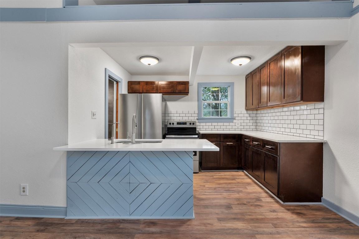 1100 High Rd #1100 - Photo 3 of 36