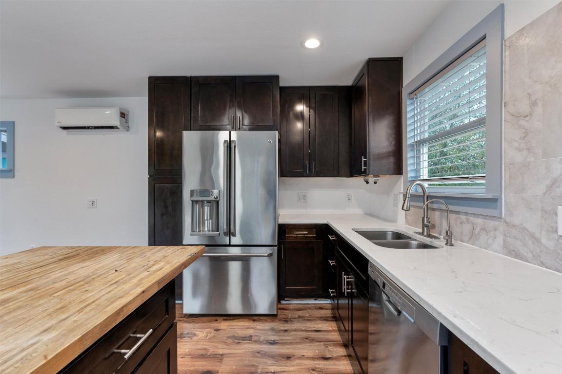 1100 High Rd #1100 - Photo 7 of 36