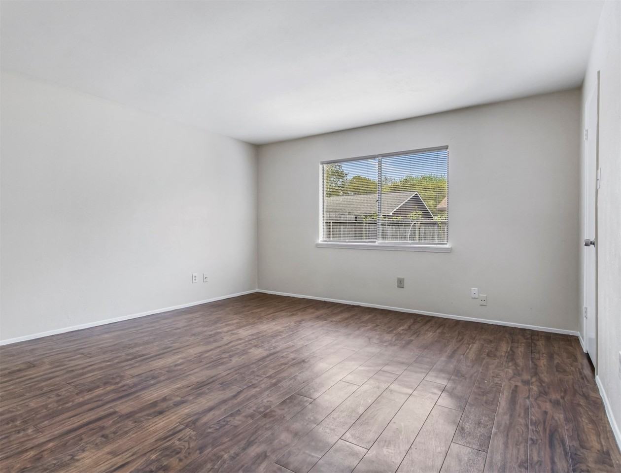 5510 Dunnethead Dr #5510 - Photo 7 of 13