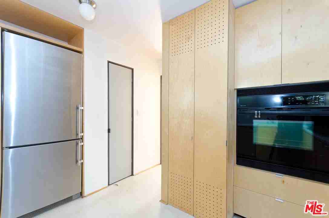 11007 Strathmore Dr #11007 - Photo 2 of 16