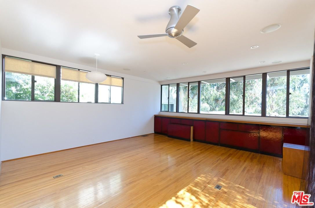 11007 Strathmore Dr #11007 - Photo 7 of 16