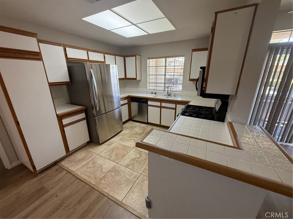 1 De Lino #1 - Photo 4 of 23