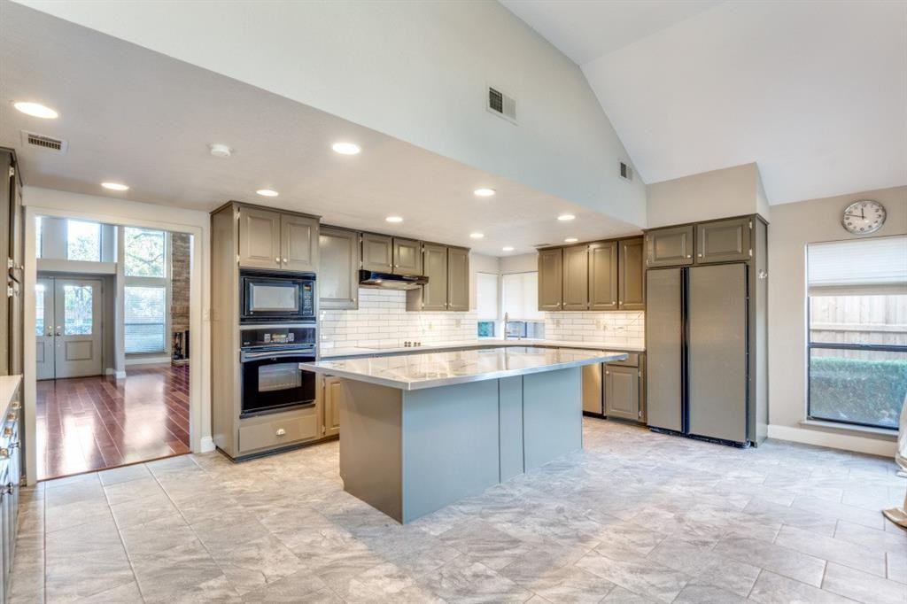 5209 Old Shepard Pl #5209 - Photo 4 of 12