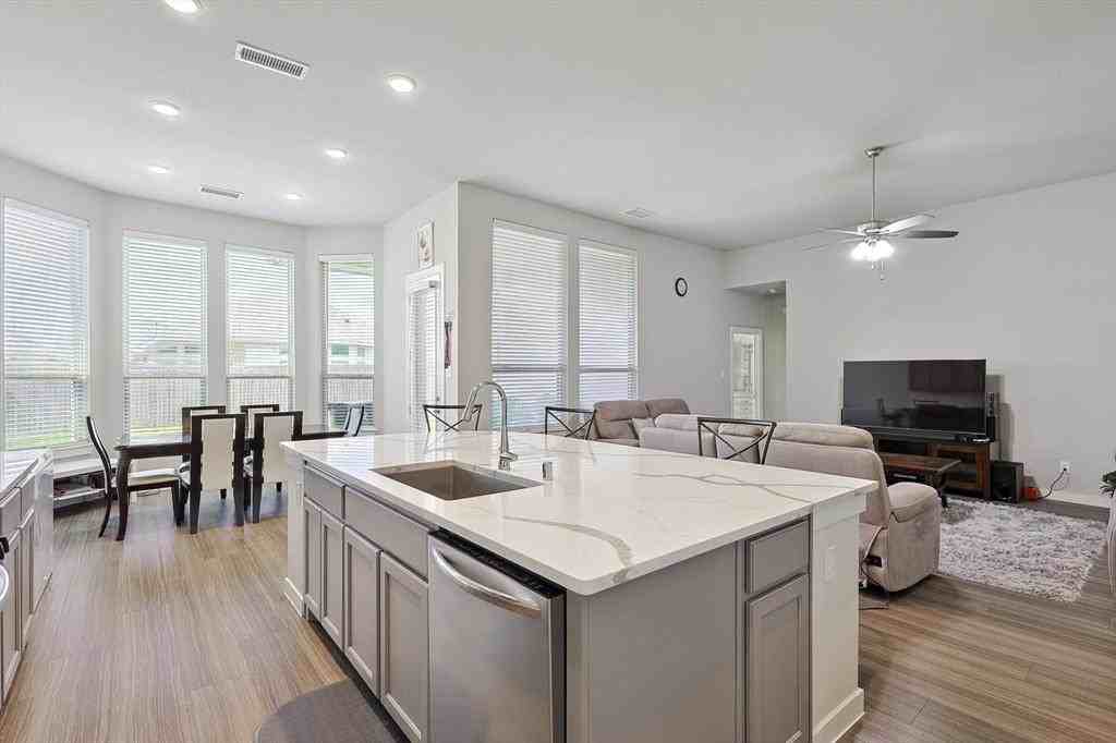 1721 Spoonbill Dr #1721 - Photo 7 of 25