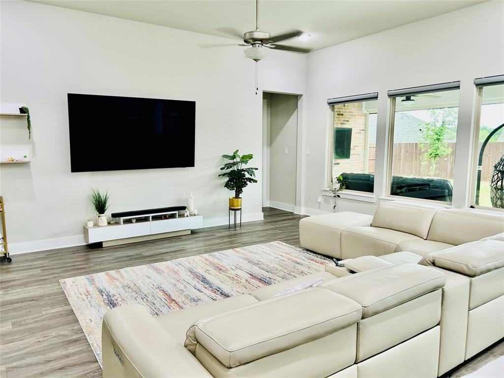 1232 Xeresa Dr #1232 - Photo 2 of 26