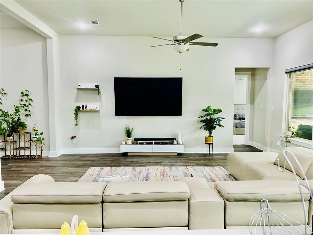 1232 Xeresa Dr #1232 - Photo 4 of 26