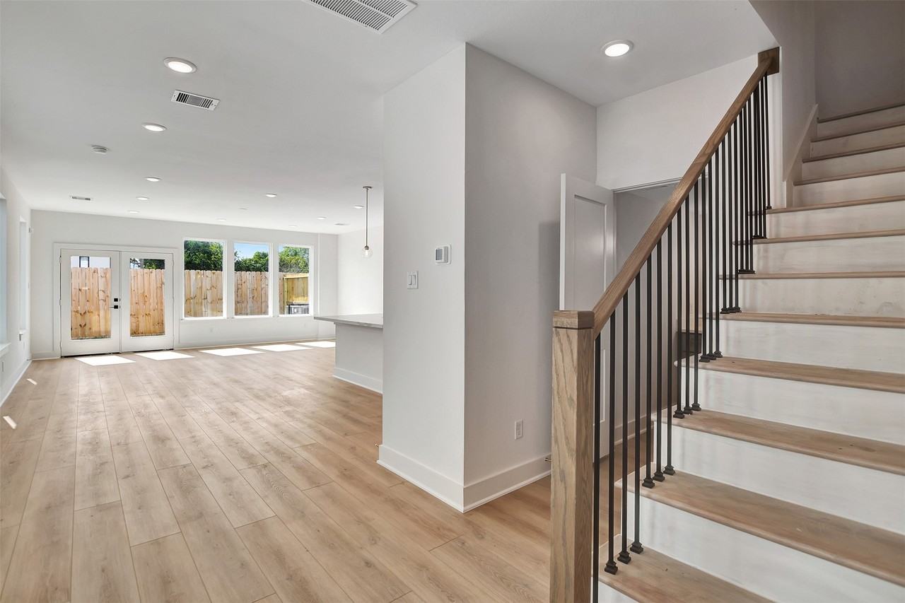 3628 Amos St #3628 - Photo 2 of 43