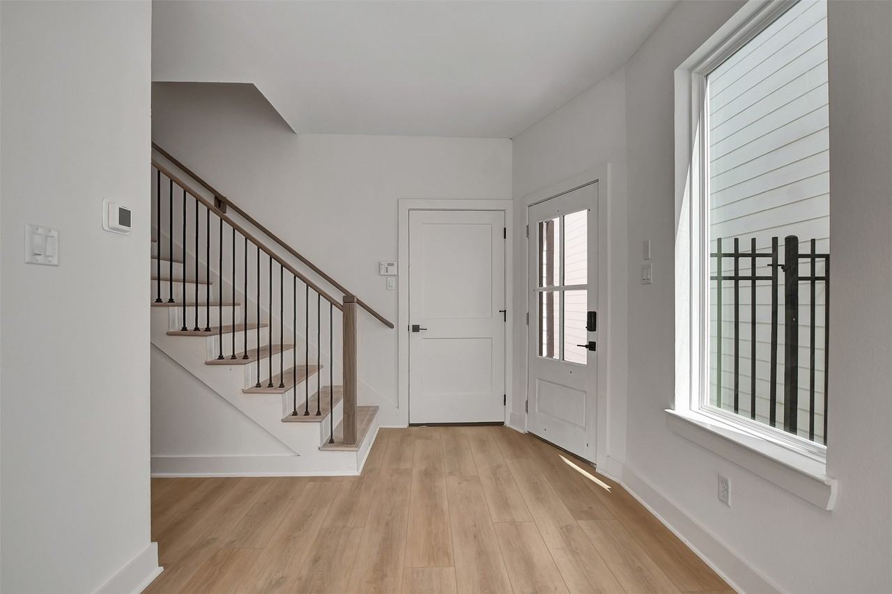 3628 Amos St #3628 - Photo 4 of 43