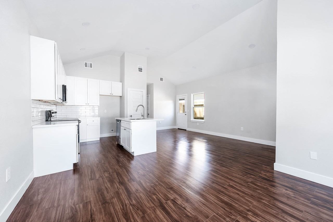 16649 E Dounreay #16649 - Photo 4 of 21