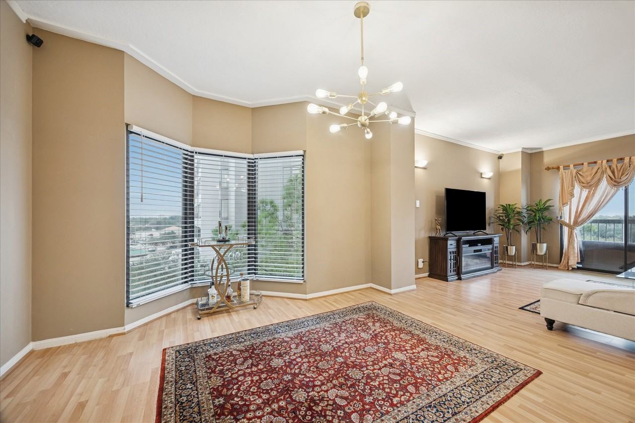 661 Bering Dr #661-709 - Photo 7 of 23