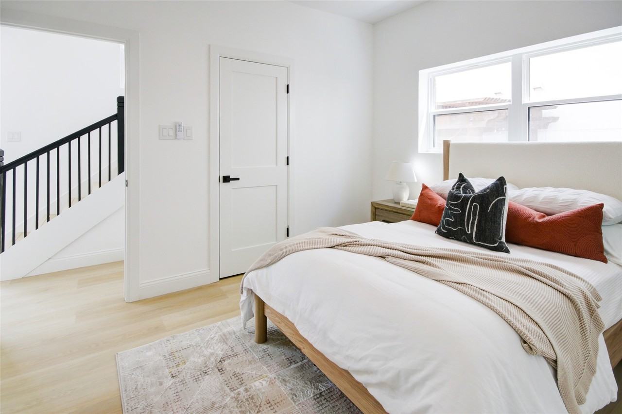 1214 W 24th St #1214A - Photo 5 of 45