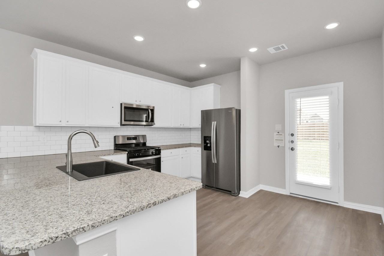 27115 Bahia Grove Dr #27115 - Photo 6 of 42