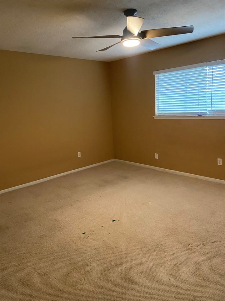 415 N Forest Blvd #415 - Photo 6 of 11