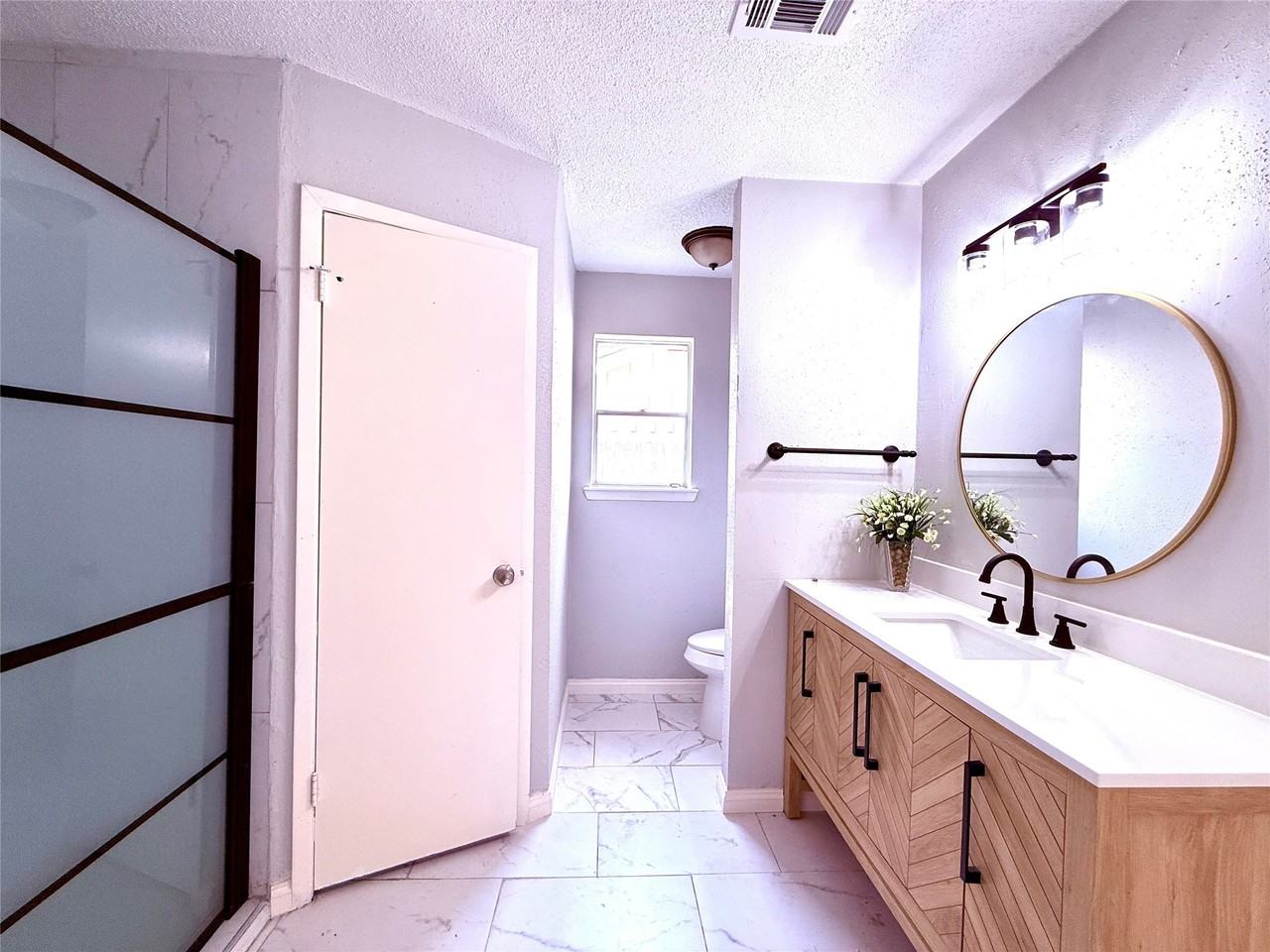 12071 Plumbrook Dr #12071 - Photo 4 of 38