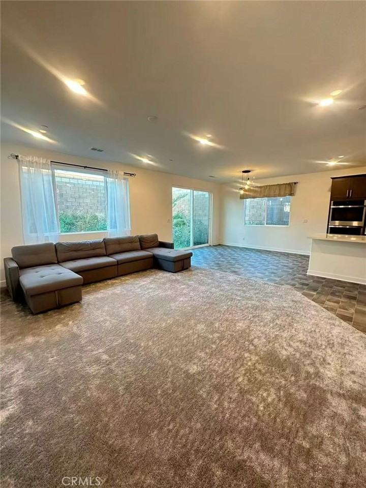 2595 E Pheasant Way #2595 - Photo 3 of 19