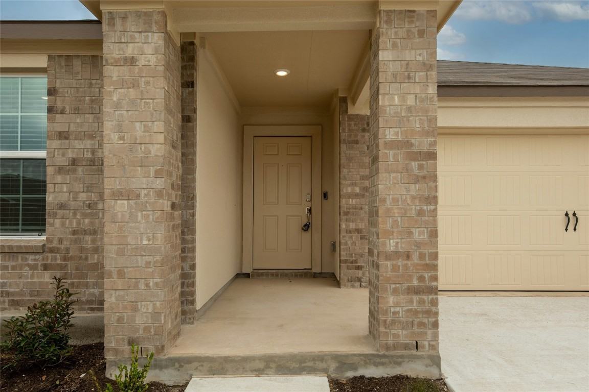 443 Sebring Cir #443 - Photo 2 of 33
