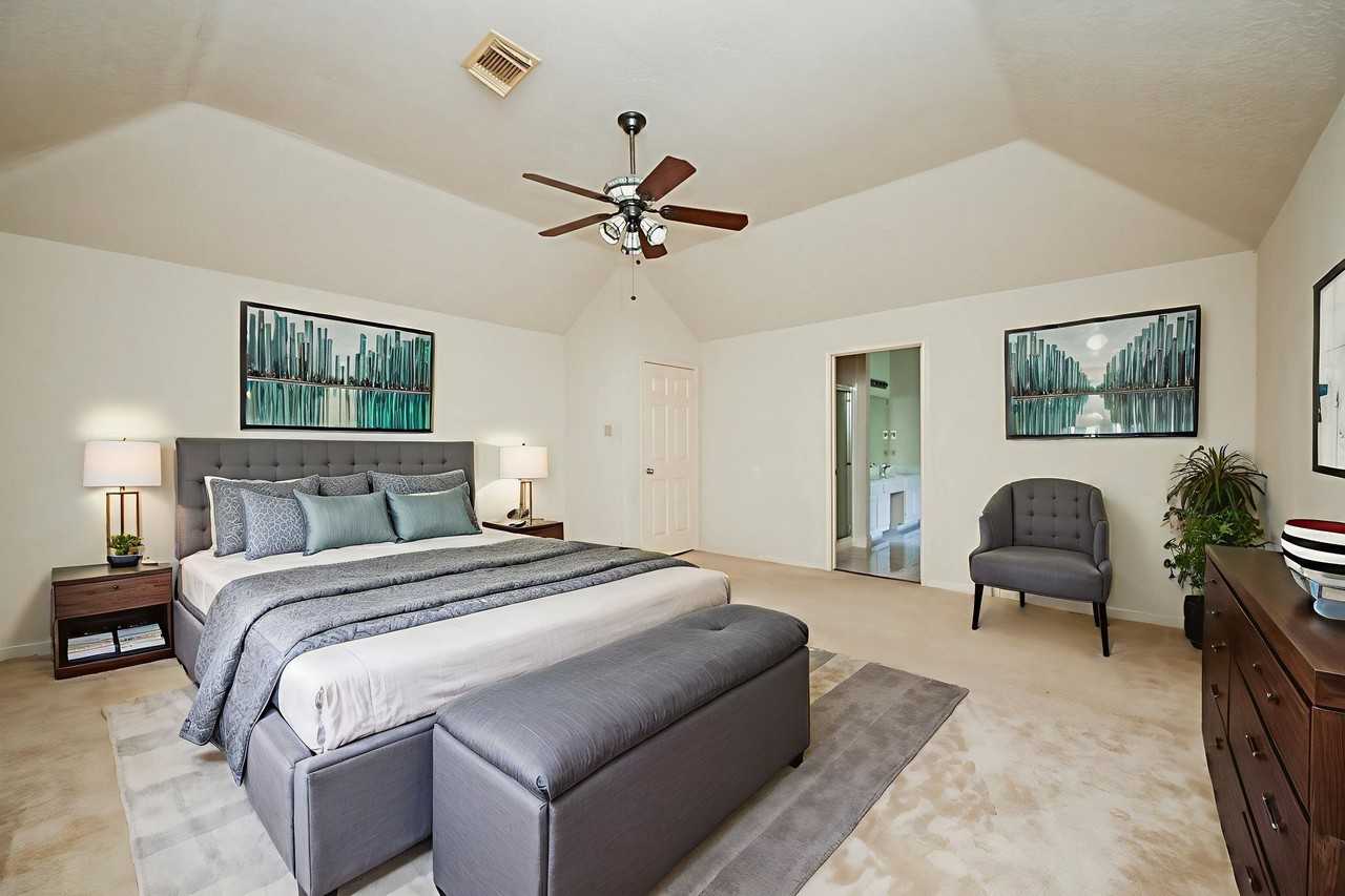 9731 New Kent Dr #9731 - Photo 4 of 25