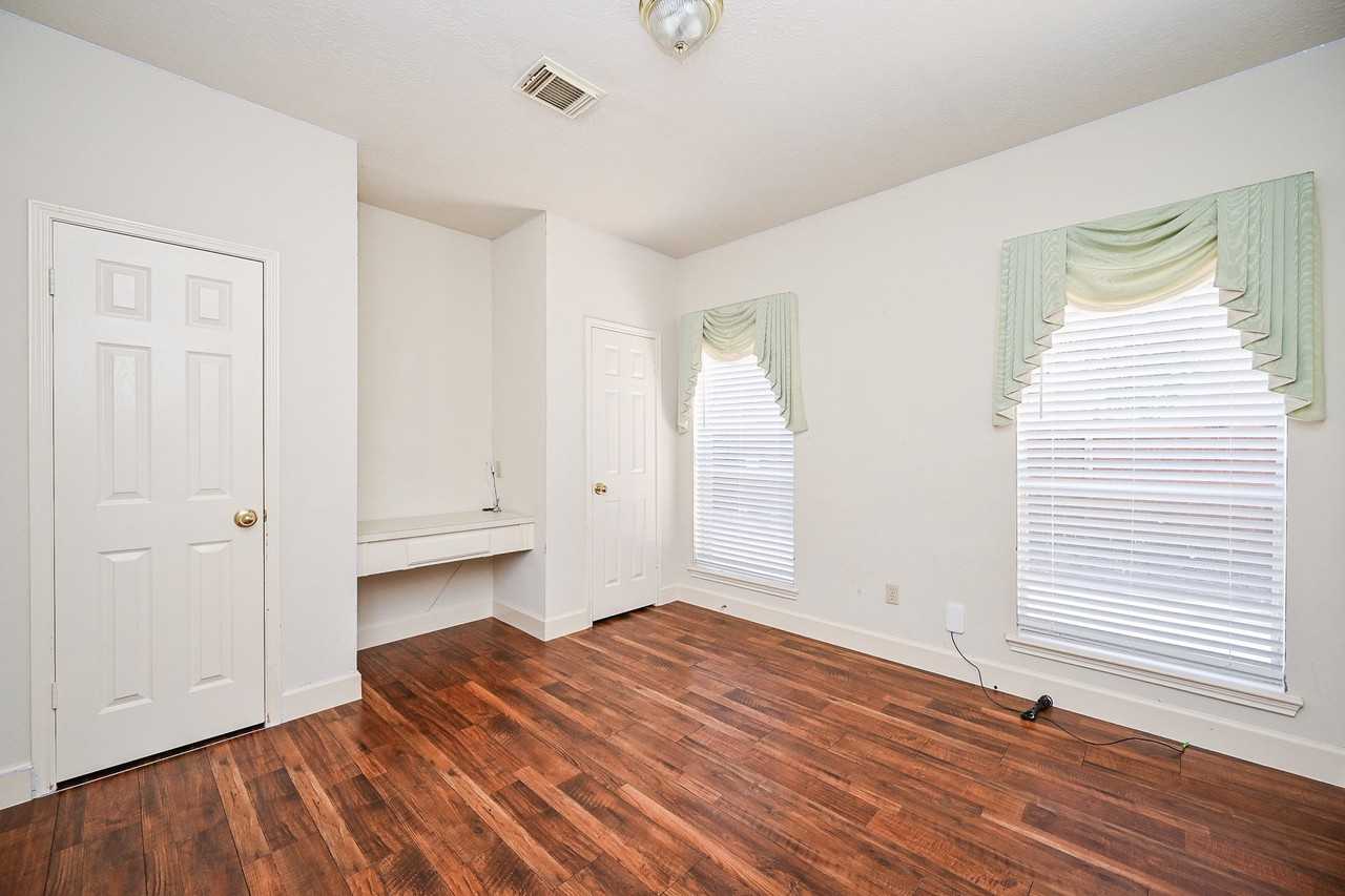 9731 New Kent Dr #9731 - Photo 7 of 25