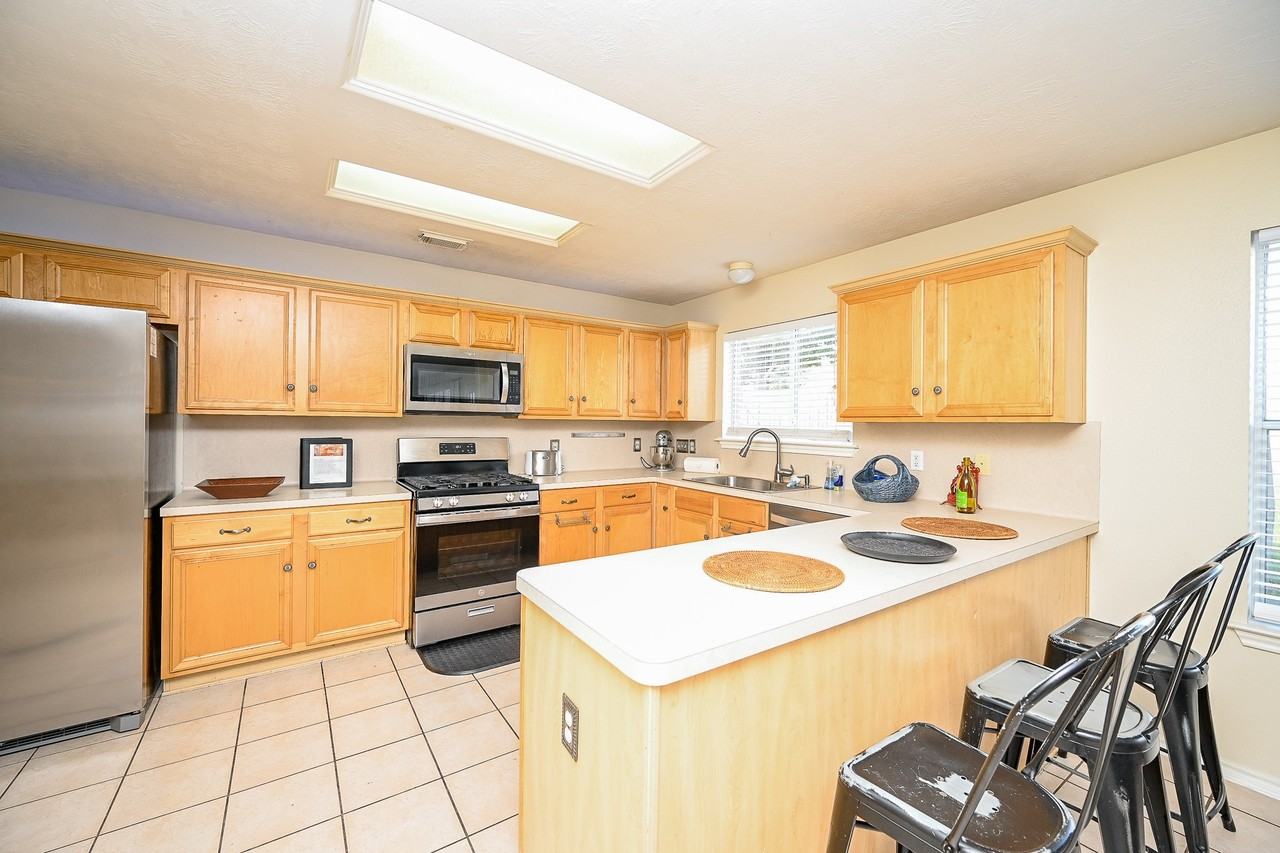 12122 Lucky Meadow Dr #12122 - Photo 3 of 32