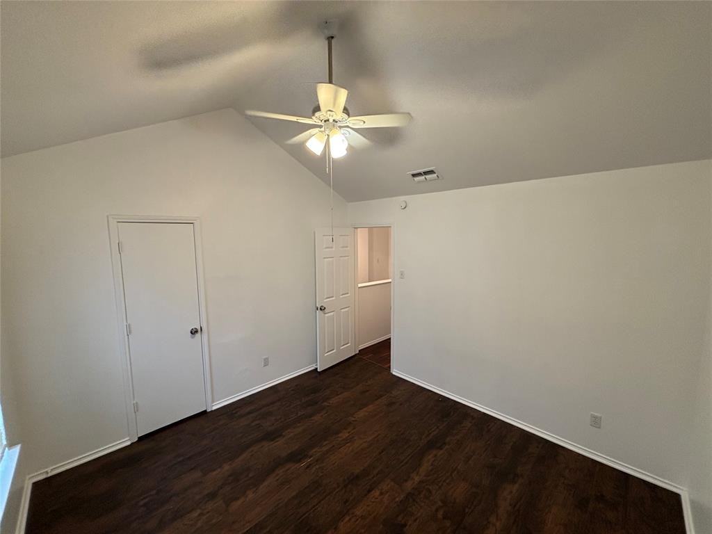 801 Bluebonnet Dr #801A - Photo 5 of 12