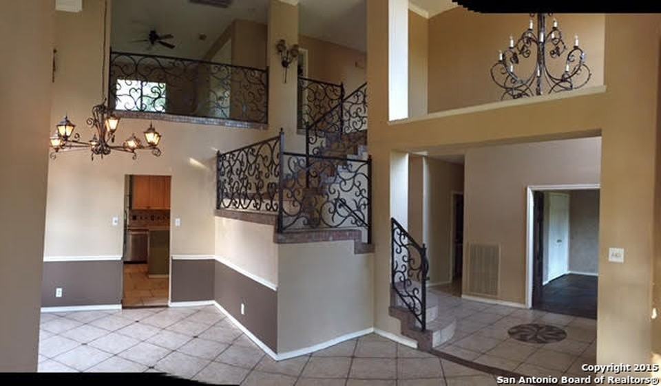 9835 Ramblin River Rd - Photo 4 of 23