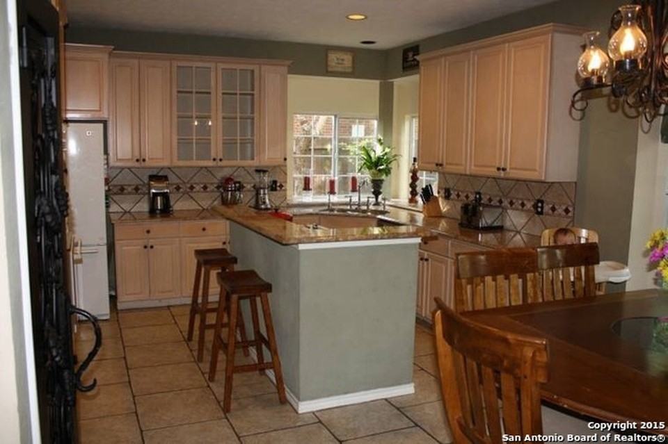 9835 Ramblin River Rd - Photo 6 of 23