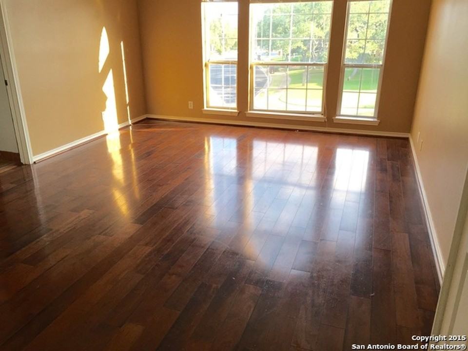 9835 Ramblin River Rd - Photo 7 of 23