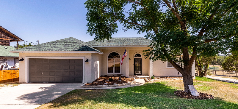 195 Watts Ln - Photo 2 of 20