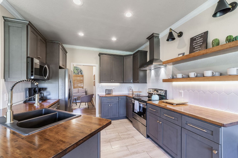 195 Watts Ln - Photo 6 of 20