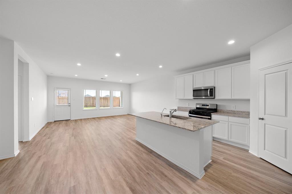 31123 Brightwell Bnd #31123 - Photo 7 of 23