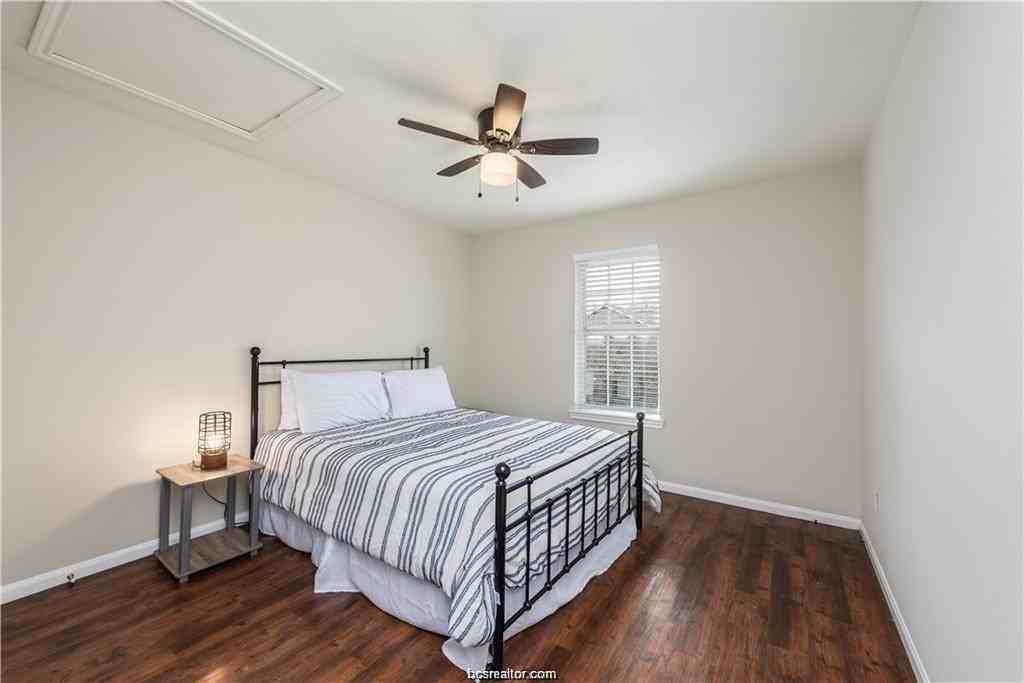 1221 Oney Hervey Dr #1221 - Photo 3 of 22