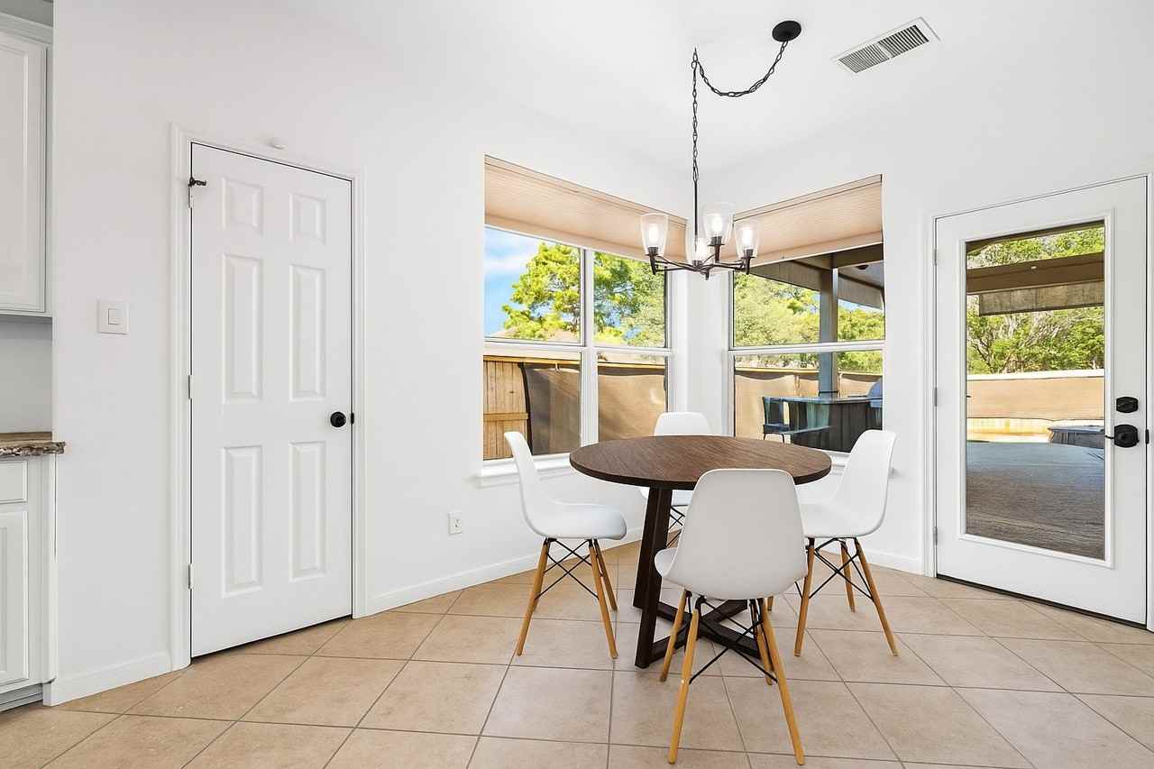 24518 Hamilton Mill Ct #24518 - Photo 7 of 27