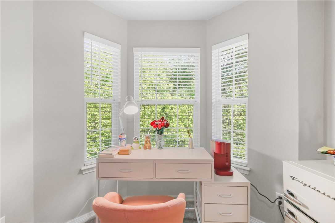 305 Holleman Dr E #305-1205 - Photo 3 of 30