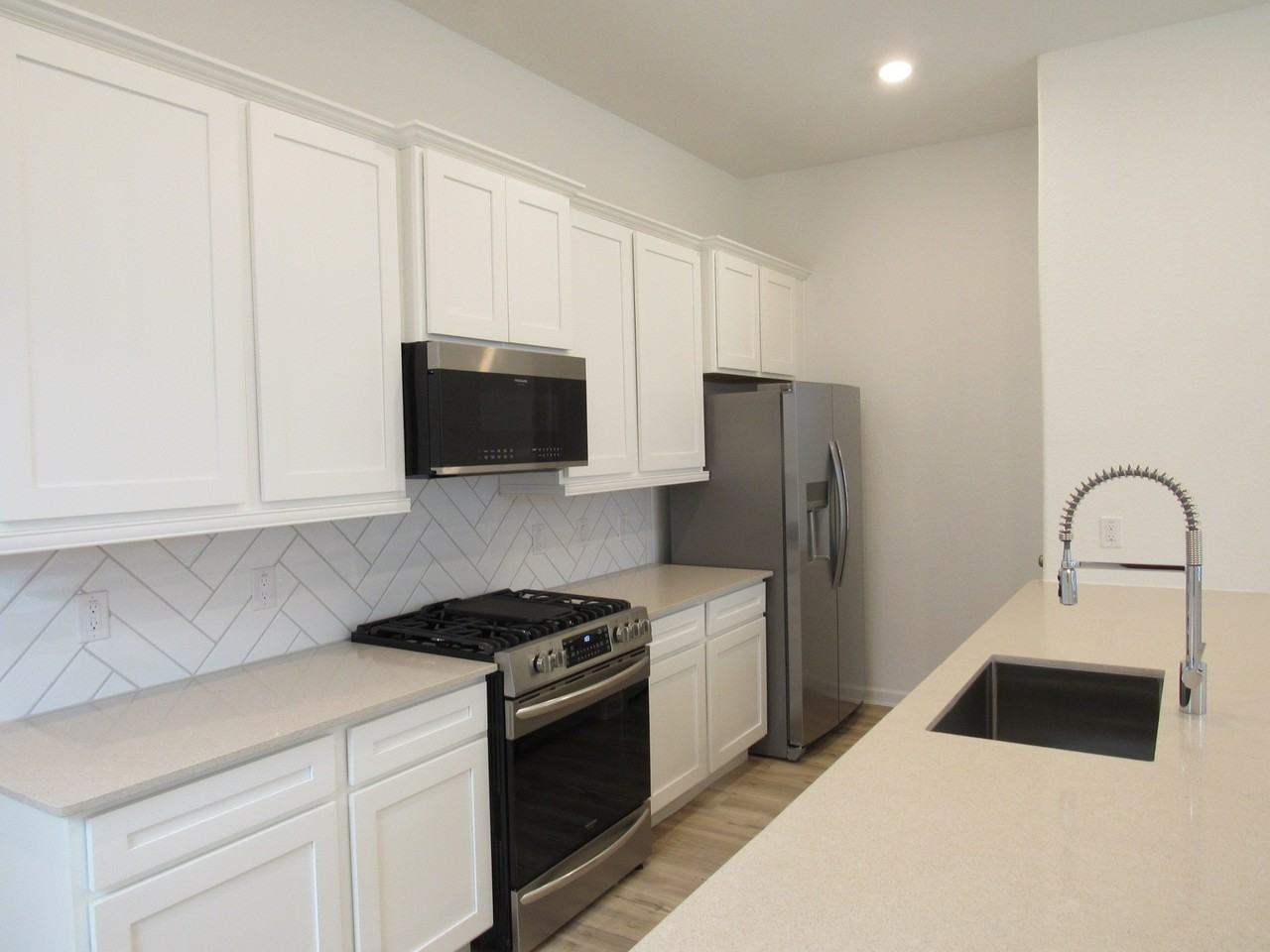 542 Dry Fork Ln #542 - Photo 4 of 9