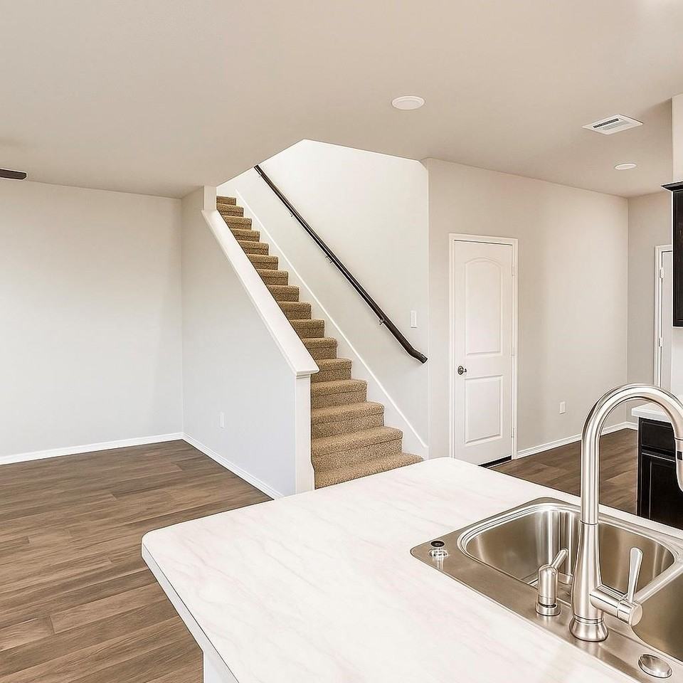 15422 Massey Forest Rd #15422 - Photo 3 of 18