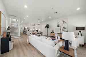 featured image of 406 E 33rd St #406