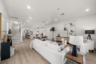 406 E 33rd St #406 - Photo 1 of 1