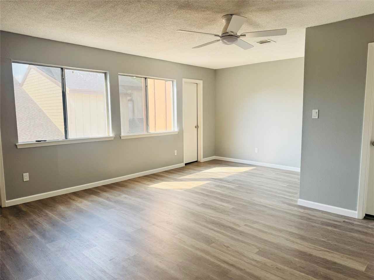 12509 Newbrook Dr #12509-331 - Photo 4 of 19