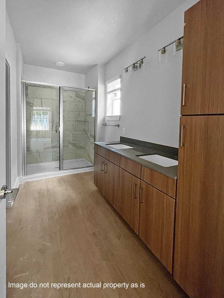 2400 Montgomery Park Blvd #2400 - Photo 4 of 11