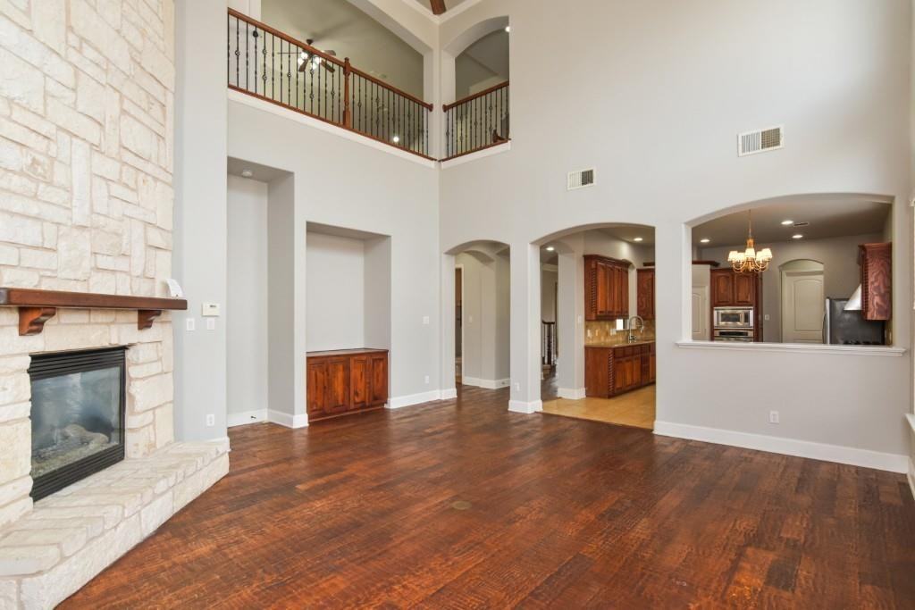 9750 Candlewood Dr #9750 - Photo 3 of 34