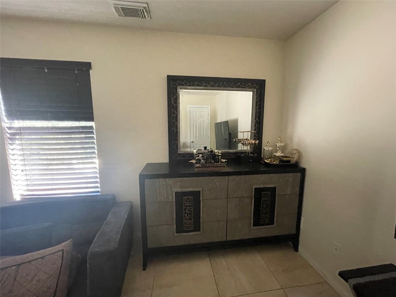 26864 Calgary Pointe Dr #26864 - Photo 6 of 23