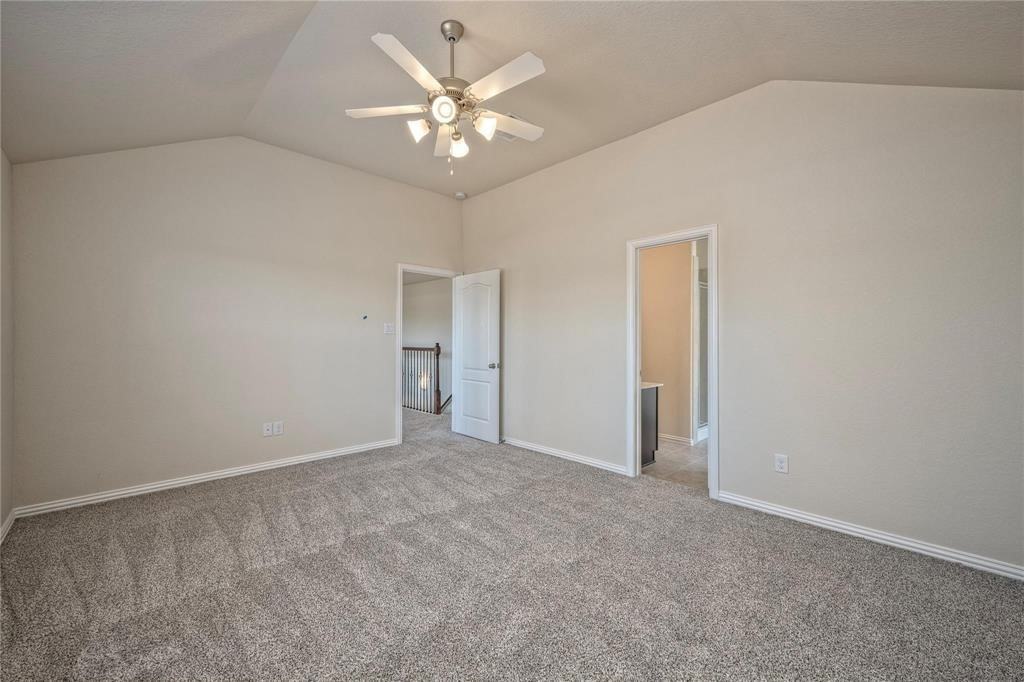 5106 Eagle Falls Ln #5106 - Photo 2 of 11